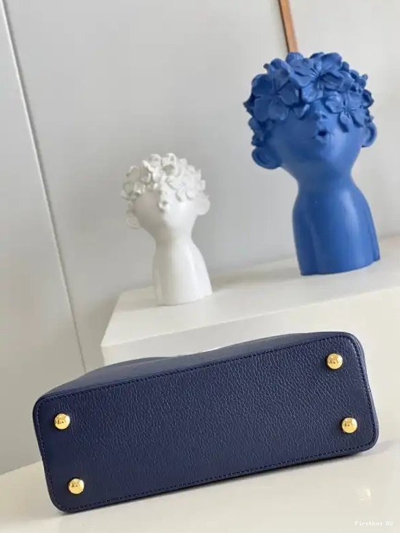 First bags ru MM LOUIS CAPUCINES VUITTON 0608